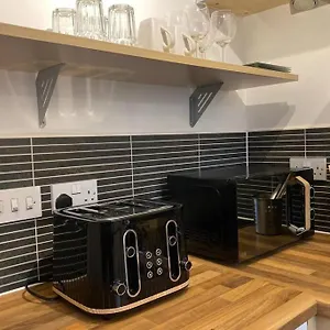 The Onyx - 1 Bed W/ Free Parking United Kingdom