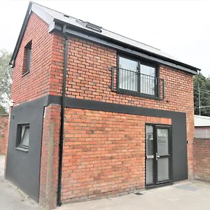 The Coach House - Free Private Parking - By Promise United Kingdom
